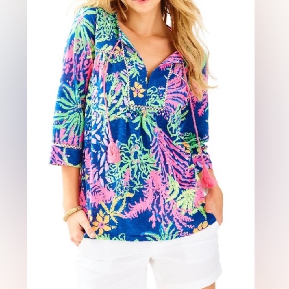 Lilly Pulitzer Tilda Tunic in Indigo All A Glow Top Sz Small Floral Pink Resort‎